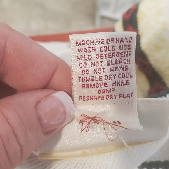 Vintage Antigua Mens V Neck Golf Sweater - Picture 7 of 7